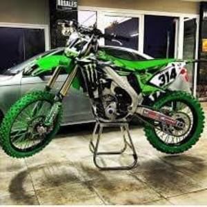 Meet your Posher, Isaac